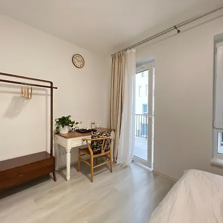 Danube 3 Beds With Big Balcony Parking 10euro A Day Lejlighed