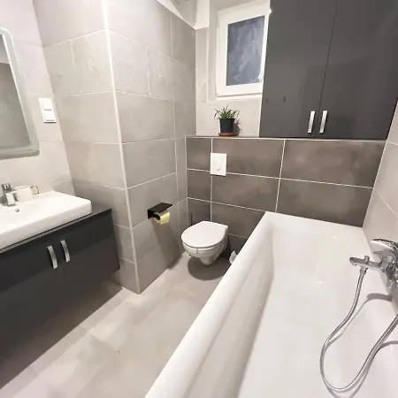 Apartamento Danube 3 Beds With Big Balcony Parking 10euro A Day Budapest