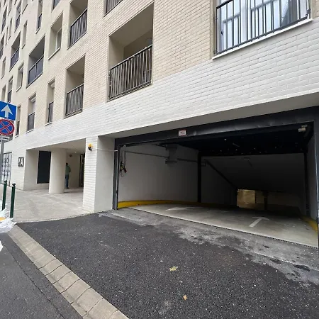 Apartamento Danube 3 Beds With Big Balcony Parking 10euro A Day *