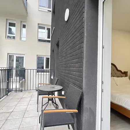 Apartamento Danube 3 Beds With Big Balcony Parking 10euro A Day Budapest