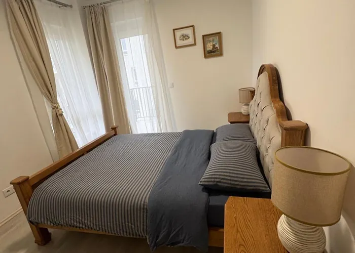 Apartman Danube 3 Beds With Big Balcony Parking 10euro A Day Budapest